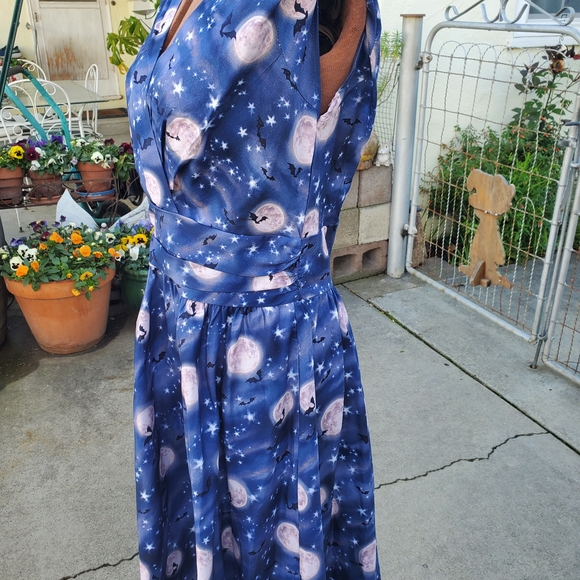 Retrolicious Blue With Bats And Moon Print Dress - Picture 3 of 6